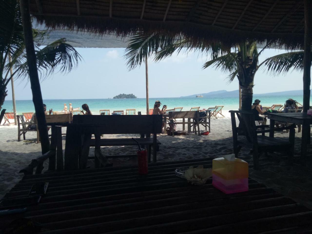 Sandbank Restaurant & Camping Koh Rong Kaoh Touch Bagian luar foto
