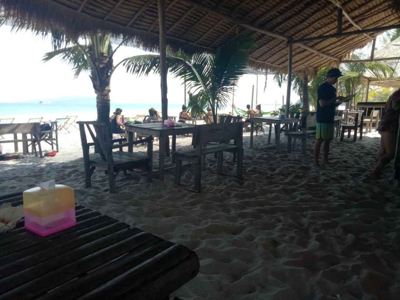 Sandbank Restaurant & Camping Koh Rong Kaoh Touch Bagian luar foto
