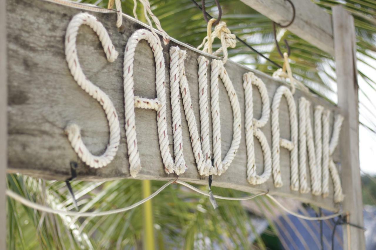 Sandbank Restaurant & Camping Koh Rong Kaoh Touch Bagian luar foto