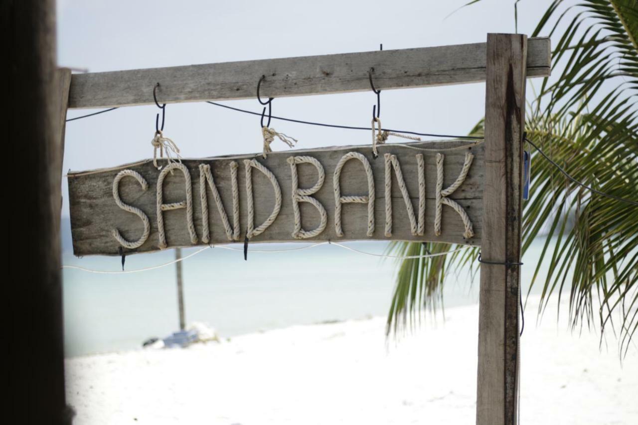 Sandbank Restaurant & Camping Koh Rong Kaoh Touch Bagian luar foto